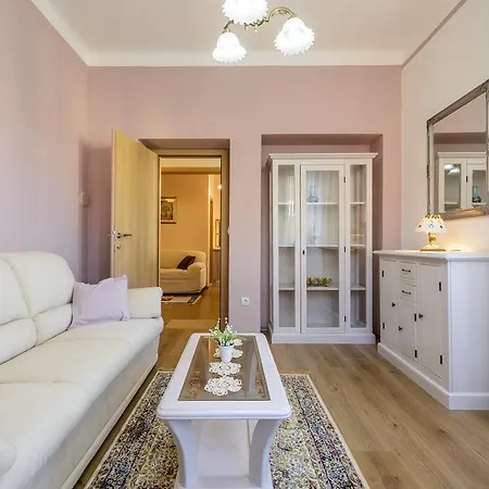 Kike's Apartment *